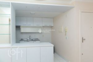 Image 3 - 878103