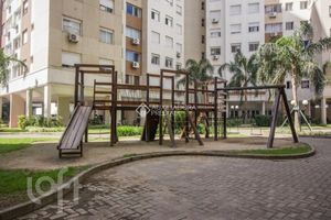 Image 31 - 878103