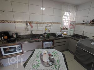 Image 5 - 878104