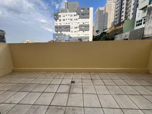 Image 6 - 878107
