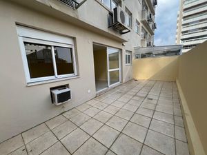 Image 7 - 878107