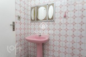 Image 8 - 878110