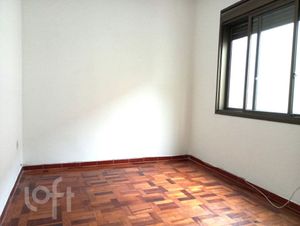Image 10 - 878112