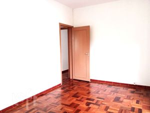Image 9 - 878112