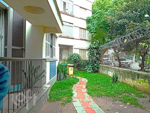 Image 0 - 878112