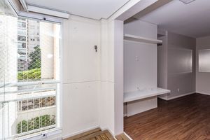 Image 3 - 878121