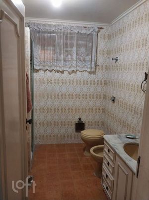 Image 11 - 878122