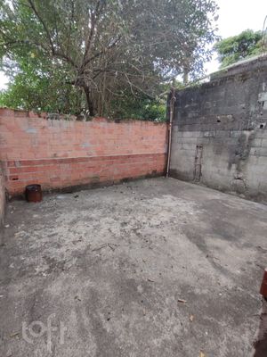 Image 10 - 878124