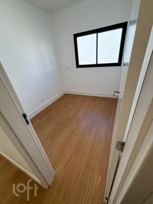 Image 9 - 878127