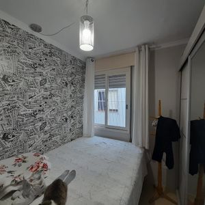 Image 2 - 878136