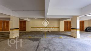 Image 30 - 878142