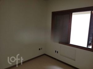 Image 8 - 878142