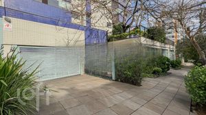 Image 31 - 878142