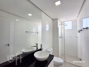 Image 19 - 878144