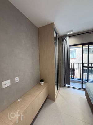 Image 9 - 878149