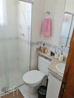 Image 9 - 878153