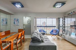 Image 1 - 878155