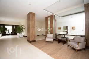 Image 11 - 878155