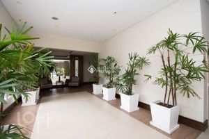 Image 9 - 878155