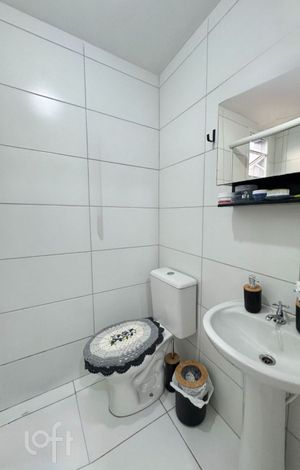 Image 7 - 878156