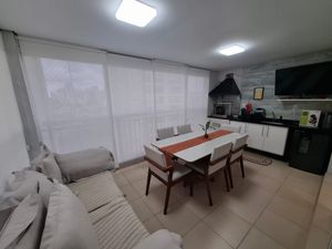 Image 12 - 878159