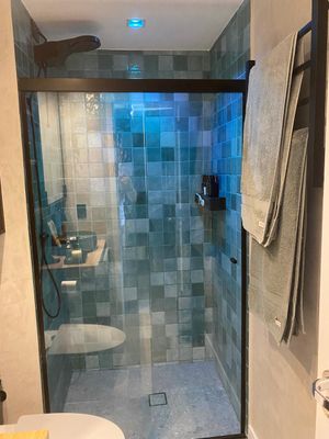 Image 8 - 878163