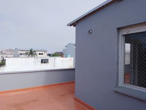 Image 12 - 878165