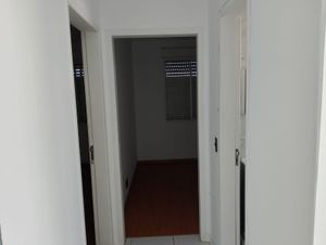 Image 19 - 878165