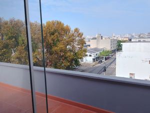 Image 4 - 878165