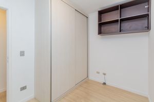 Image 10 - 878166