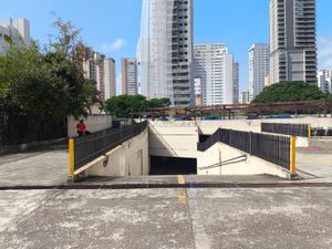 Image 30 - 878170