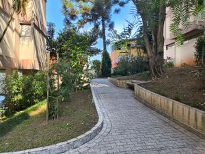 Image 34 - 878170