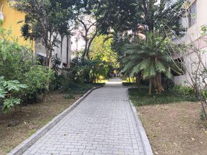 Image 24 - 878170