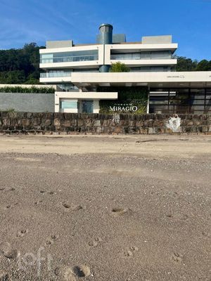 Image 24 - 878173