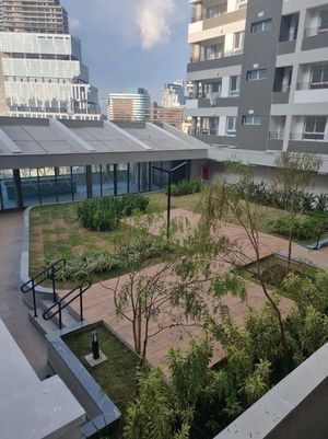Image 11 - 878174