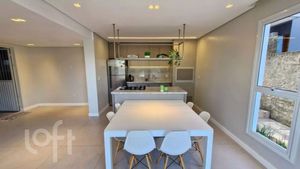 Image 7 - 878178