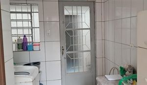 Image 11 - 878179