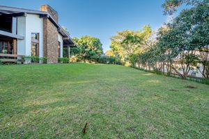Image 38 - 878180