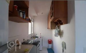 Image 14 - 878182