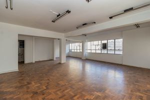 Image 12 - 878185