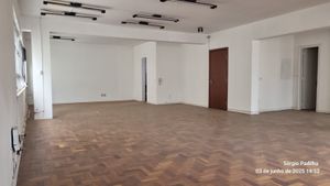 Image 3 - 878185