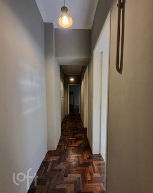 Image 6 - 878233