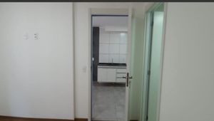 Image 7 - 878254