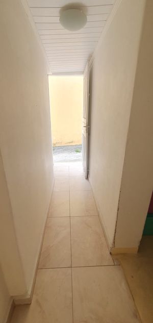 Image 42 - 878255
