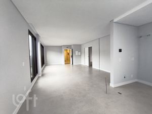 Image 4 - 878257