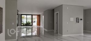 Image 8 - 878258