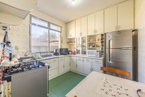 Image 13 - 878261