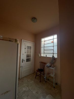 Image 3 - 878261
