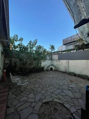 Image 1 - 878261