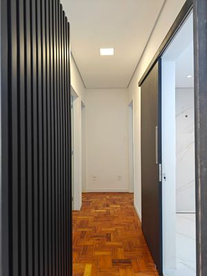 Image 8 - 878267
